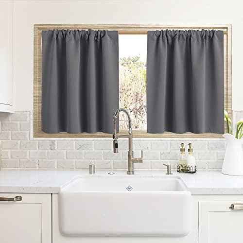 Kitchen Curtain Ideas above Sink